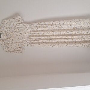 Roolee Casual Romantic Cream Dress with Yellow Floral Accents Sz S